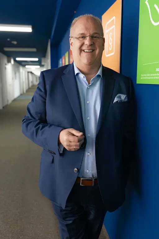 CFO Reinhold Hampl